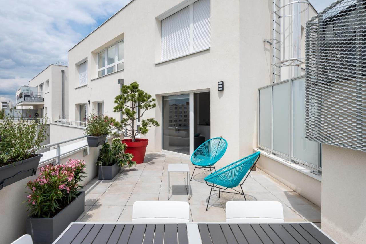 Appartement De Standing Avec Grande Terrasse Villeurbanne Exterior foto